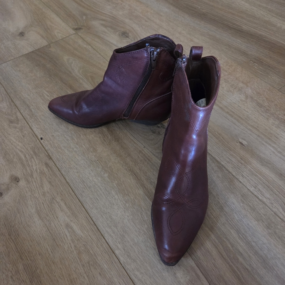 80s Maine Woods Brown Leather Embroidered Ankle Boots - Picture 3 of 7